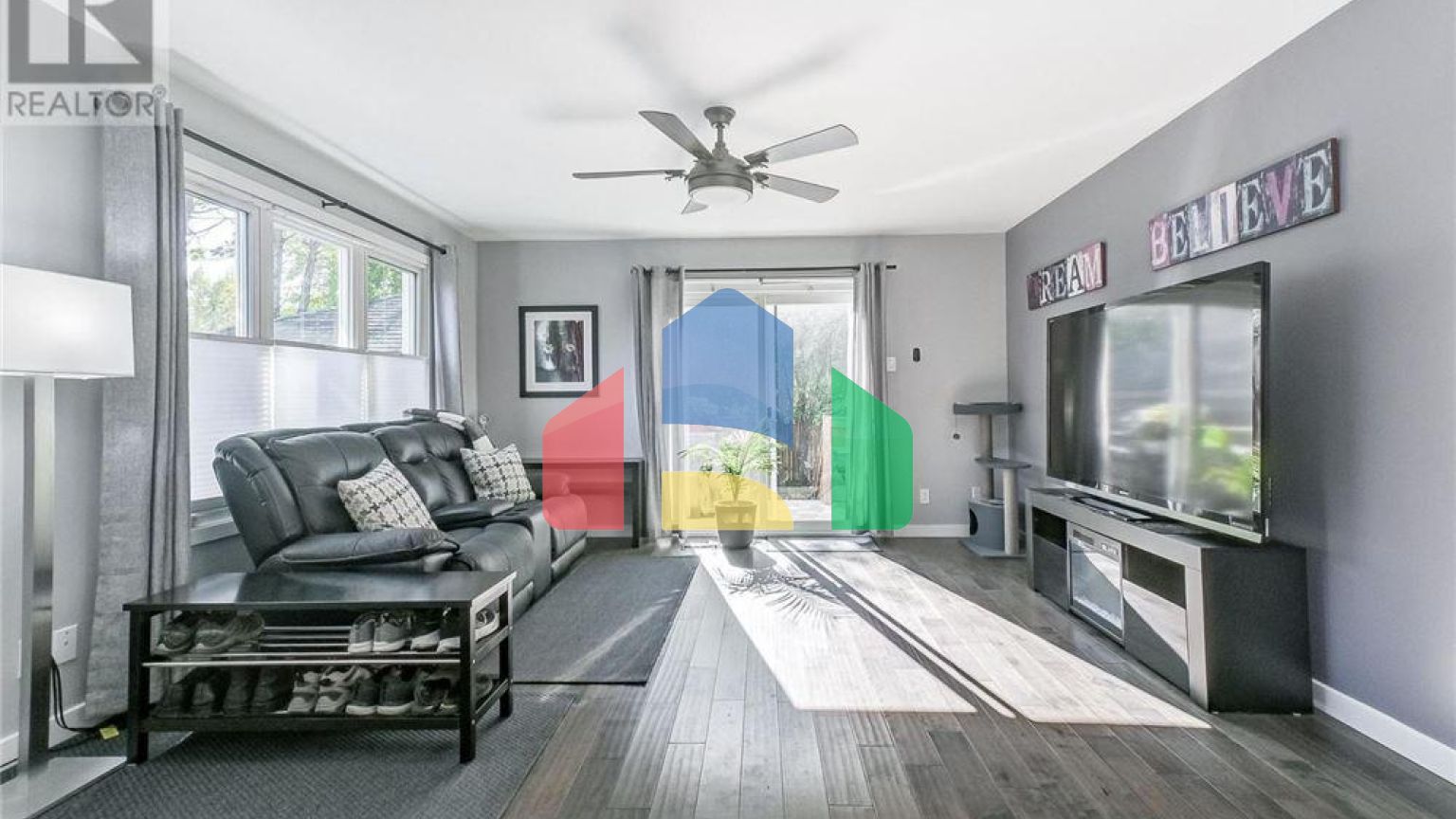 Residential - Single Family Home - Toronto, Canada - Canada