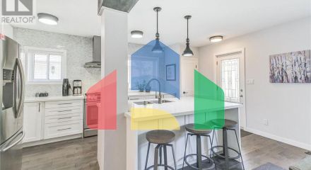 Residential - Single Family Home - Toronto, Canada - Canada