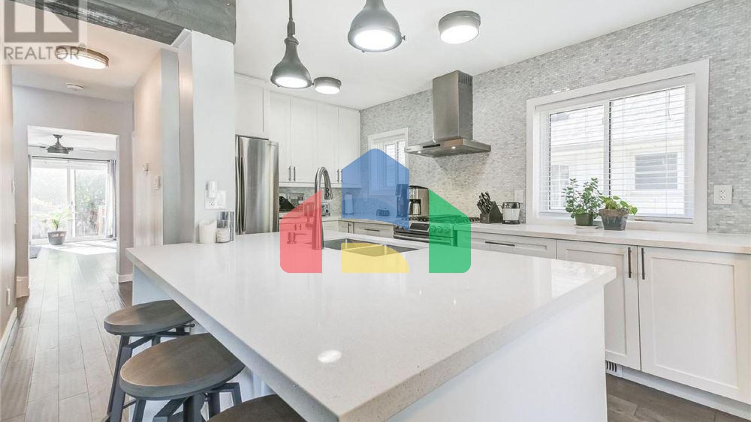 Residential - Single Family Home - Toronto, Canada - Canada