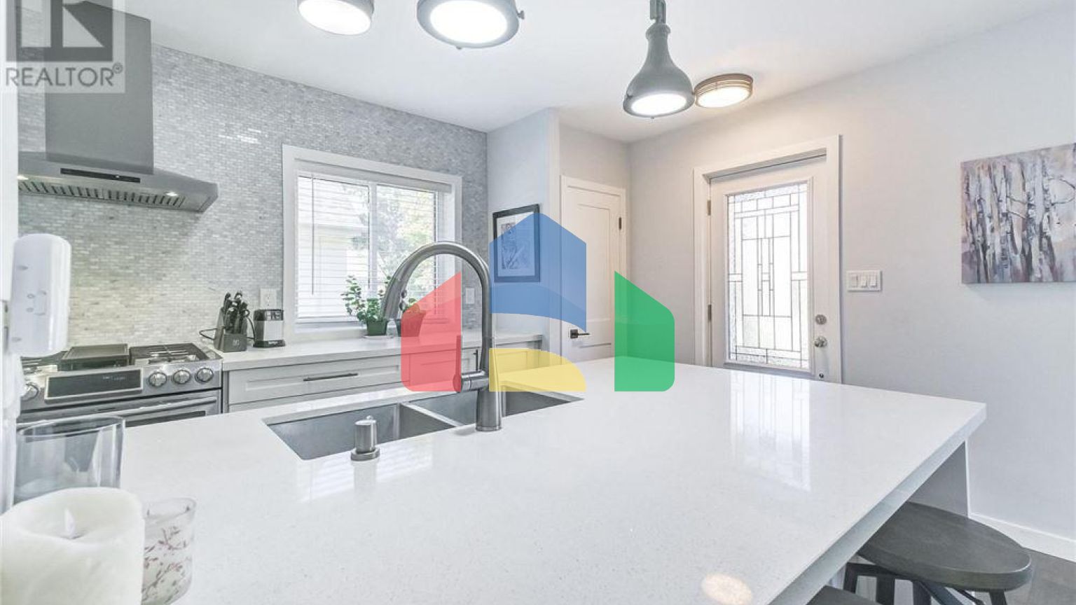 Residential - Single Family Home - Toronto, Canada - Canada