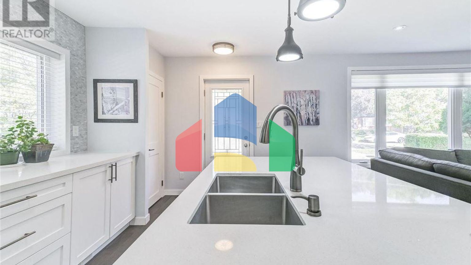 Residential - Single Family Home - Toronto, Canada - Canada