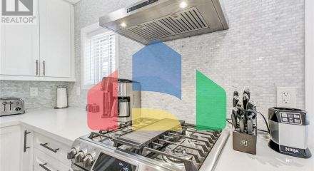 Residential - Single Family Home - Toronto, Canada - Canada