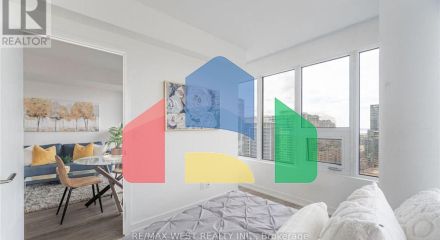 Residential - Single Family Home - Toronto, Canada - Canada