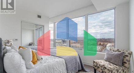 Residential - Single Family Home - Toronto, Canada - Canada