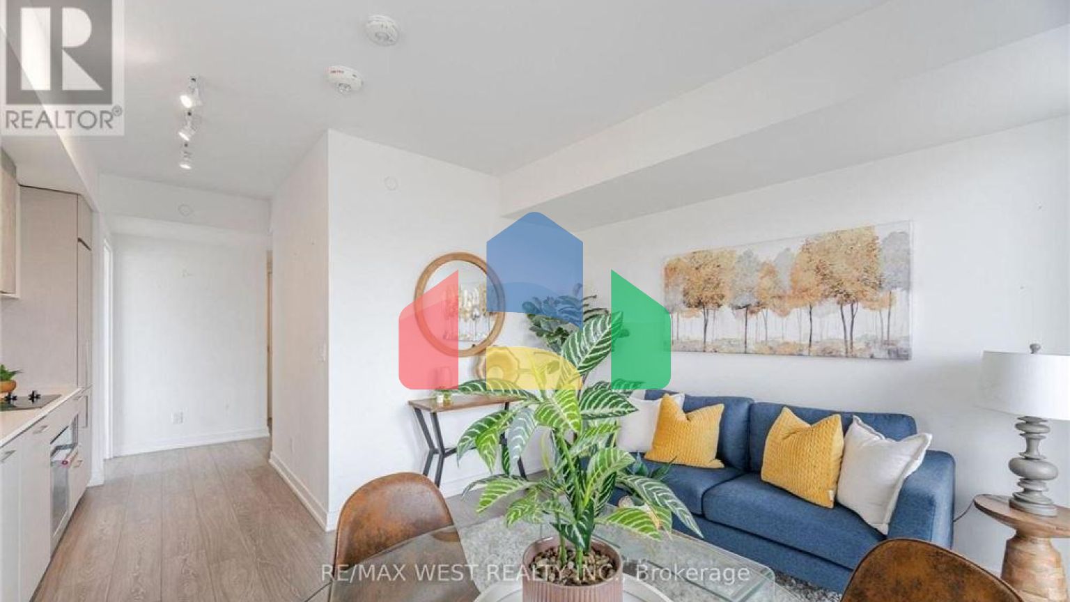 Residential - Single Family Home - Toronto, Canada - Canada