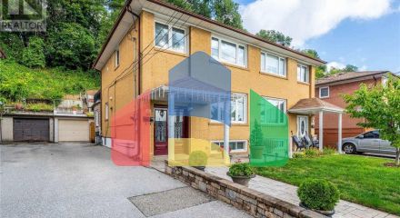 Residential - Single Family Home - Toronto, Canada - Canada