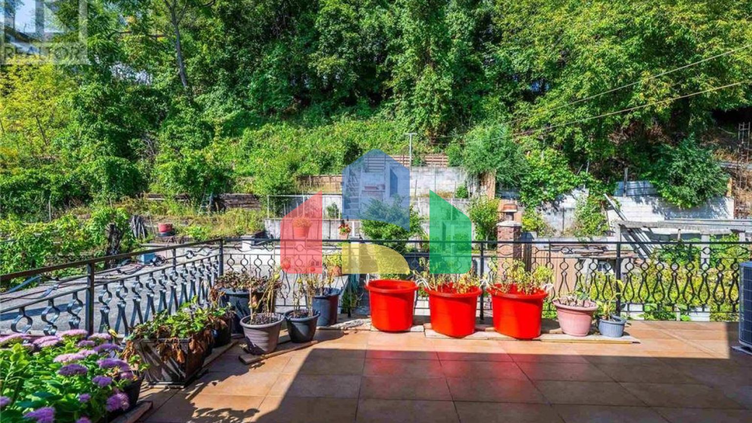 Residential - Single Family Home - Toronto, Canada - Canada