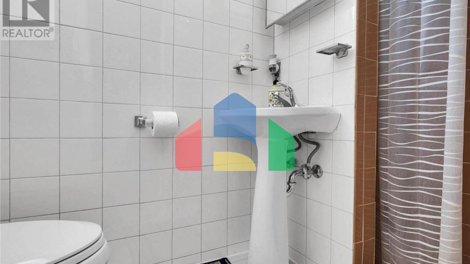 Residential - Single Family Home - Toronto, Canada - Canada