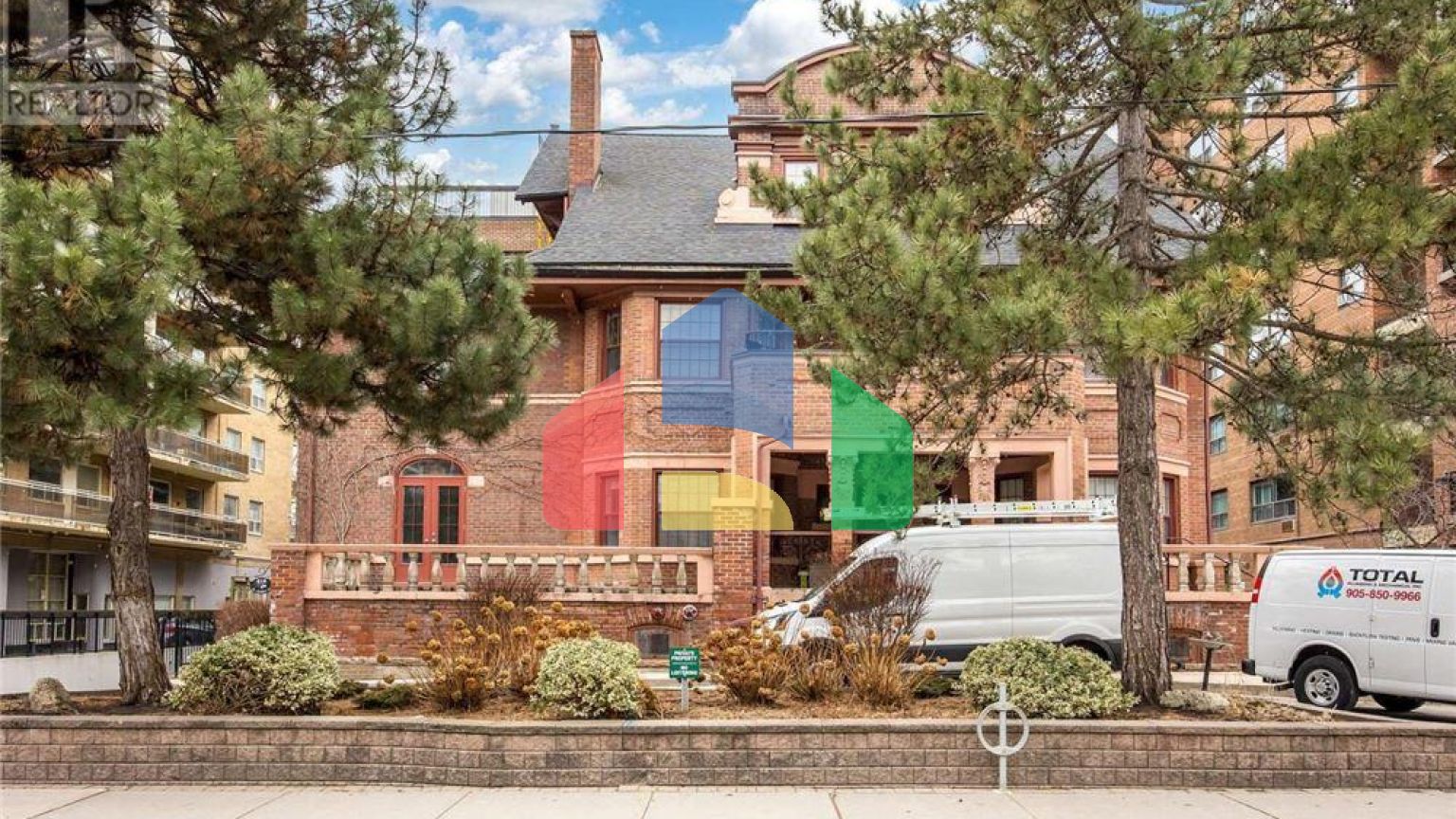 Residential - Single Family Home - Toronto, Canada - Canada