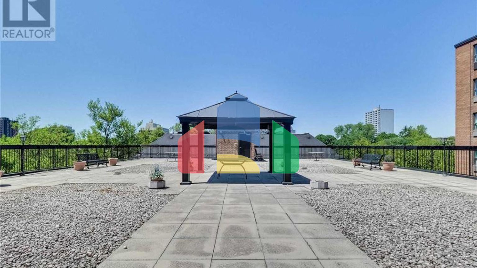 Residential - Single Family Home - Toronto, Canada - Canada