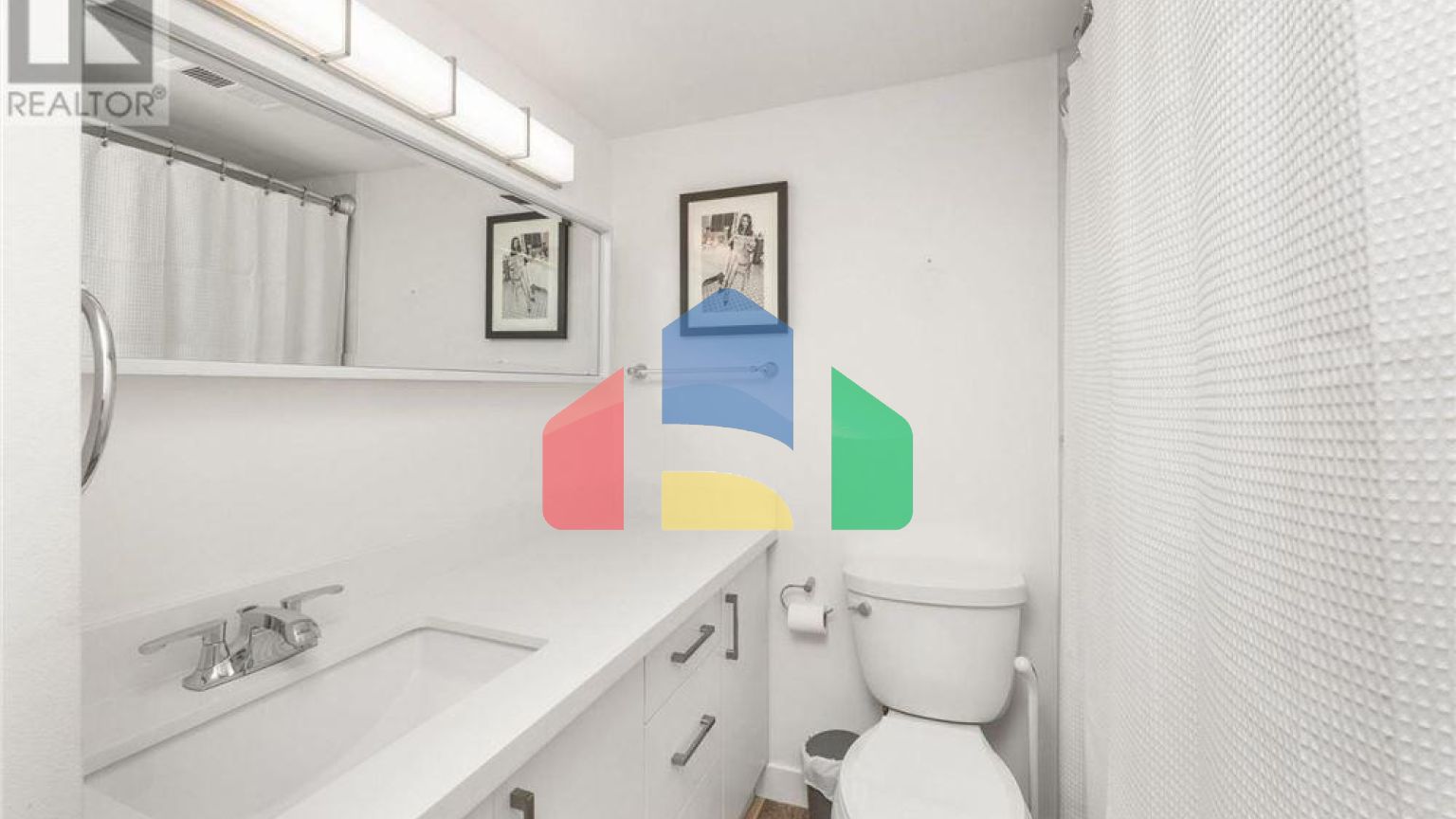 Residential - Single Family Home - Toronto, Canada - Canada