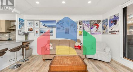 Residential - Single Family Home - Toronto, Canada - Canada