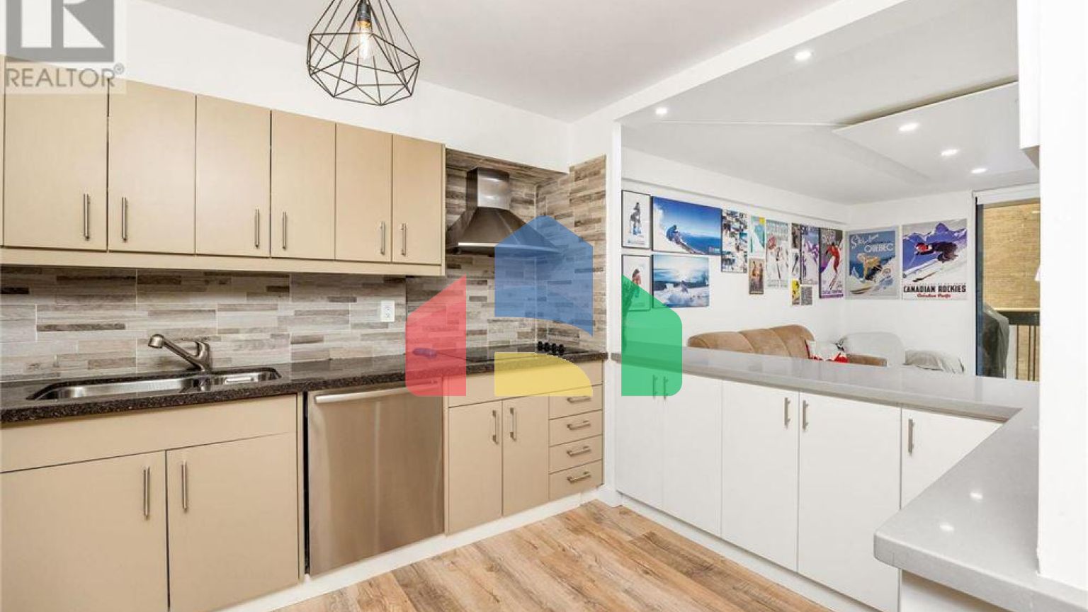 Residential - Single Family Home - Toronto, Canada - Canada