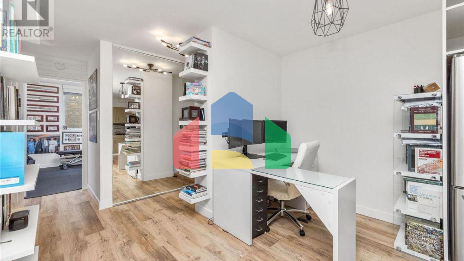 Residential - Single Family Home - Toronto, Canada - Canada