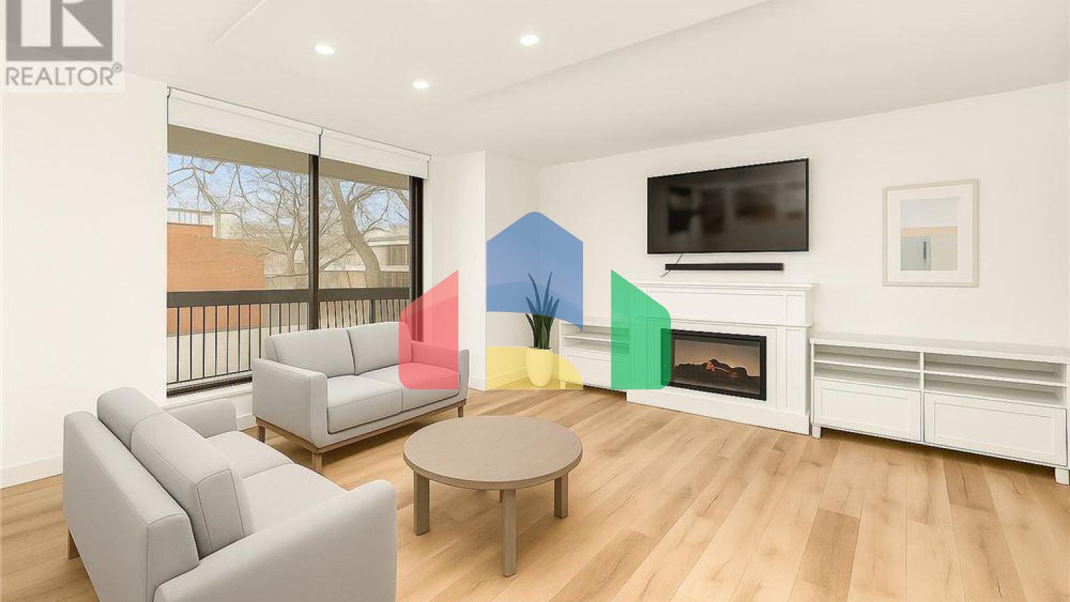 Residential - Single Family Home - Toronto, Canada - Canada