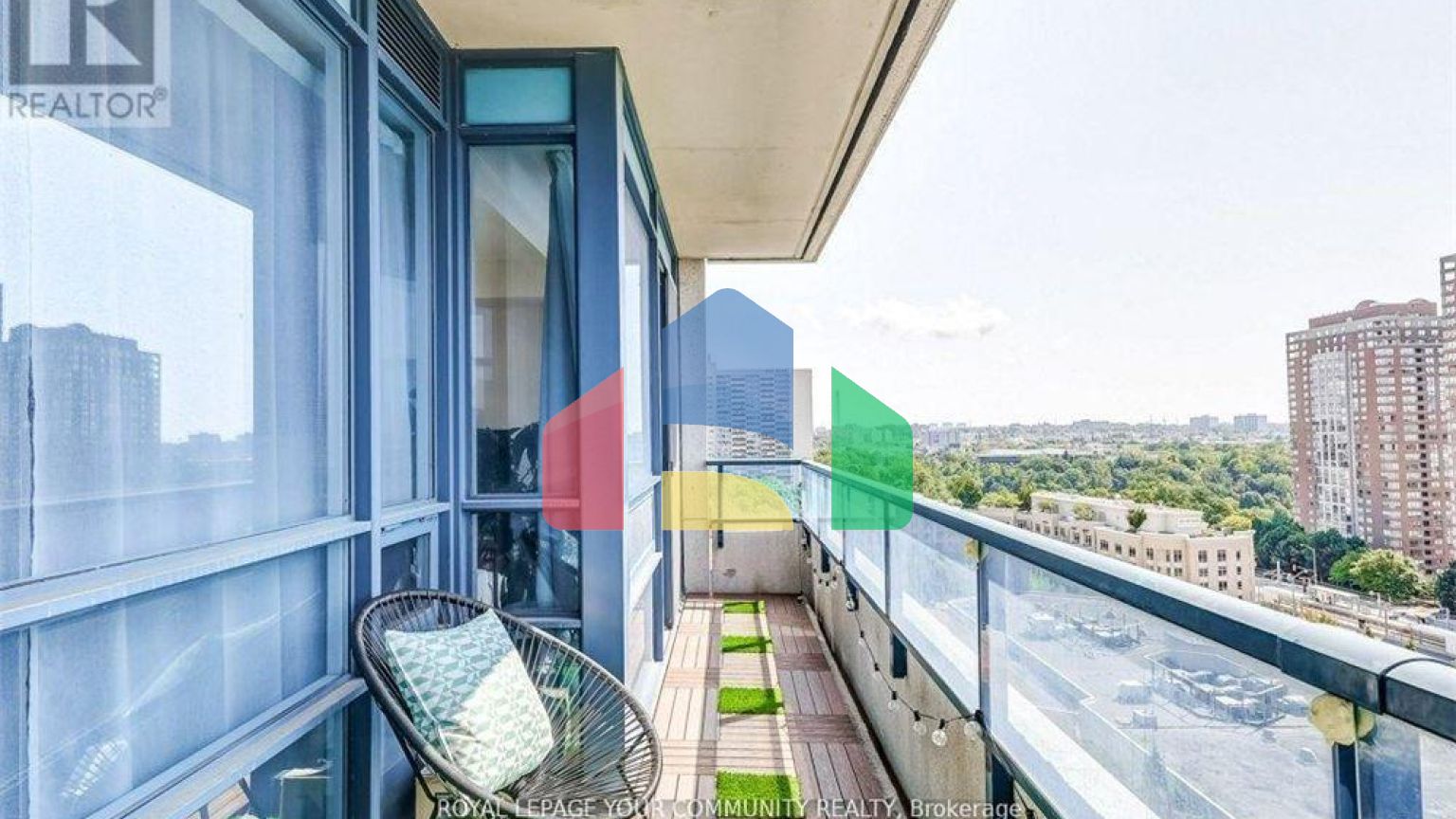 Residential - Condo/Apartment - Toronto, Canada - Canada