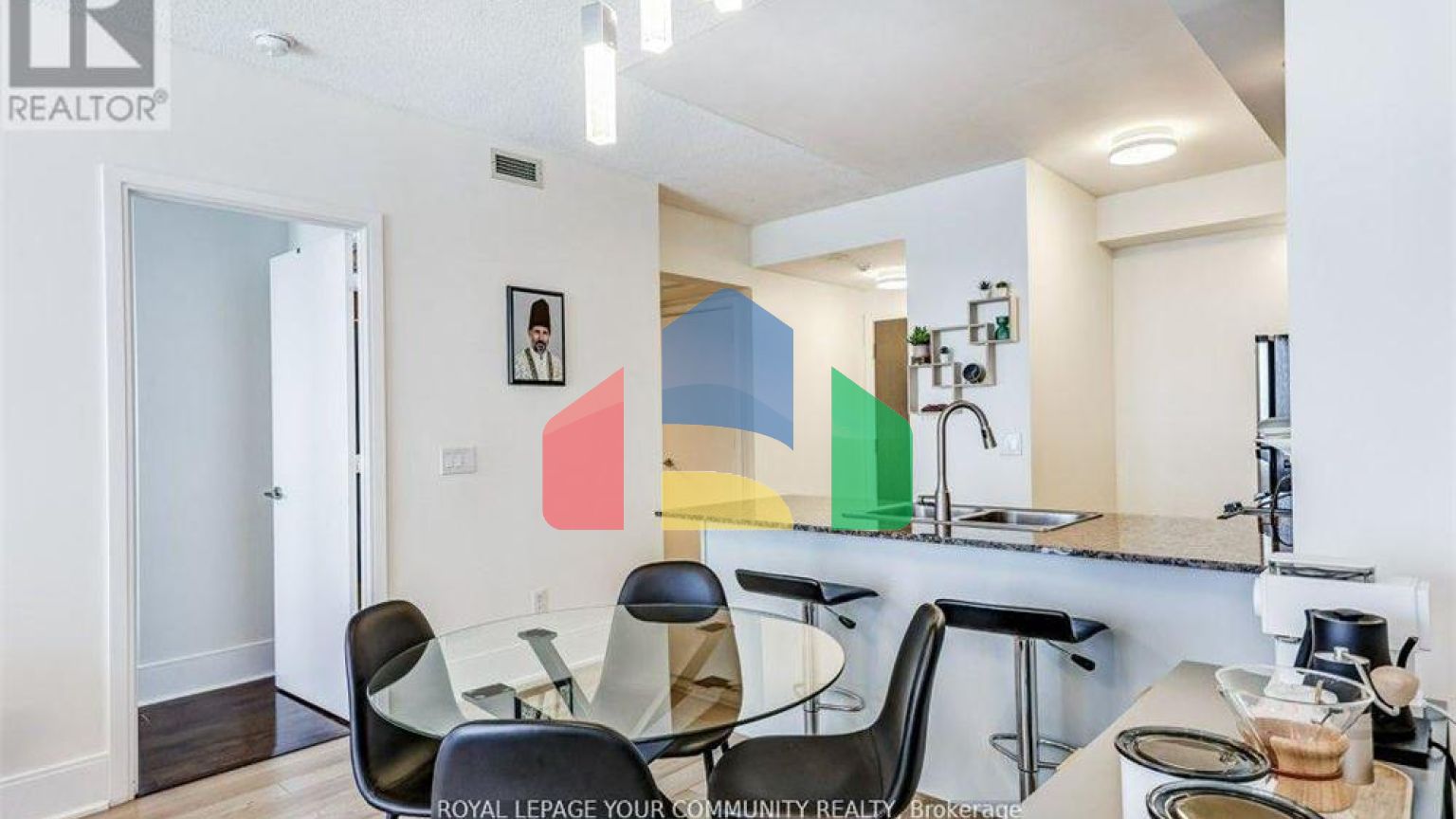 Residential - Condo/Apartment - Toronto, Canada - Canada