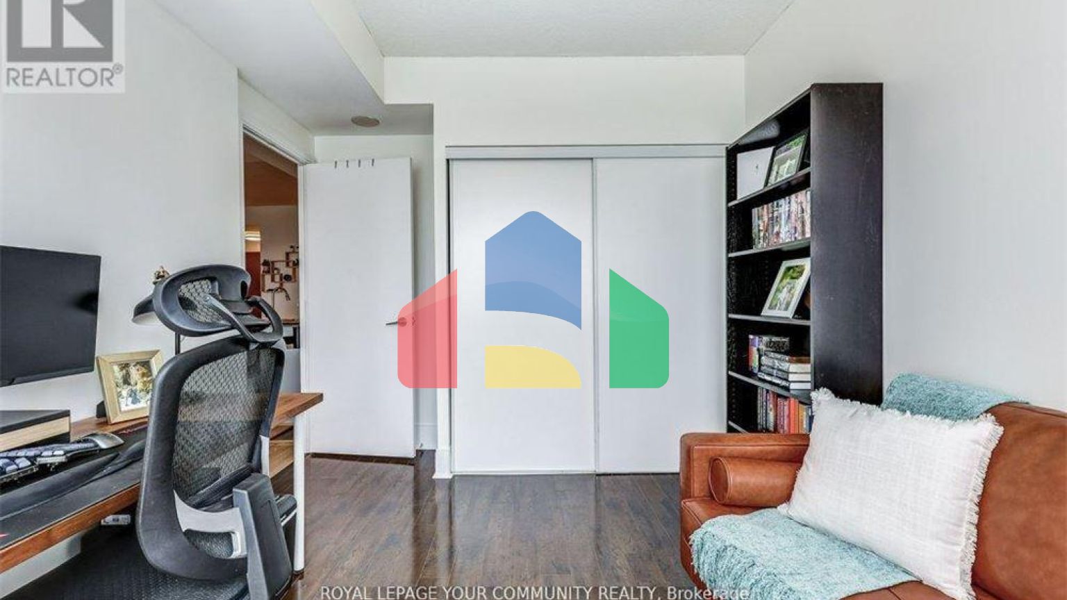 Residential - Condo/Apartment - Toronto, Canada - Canada