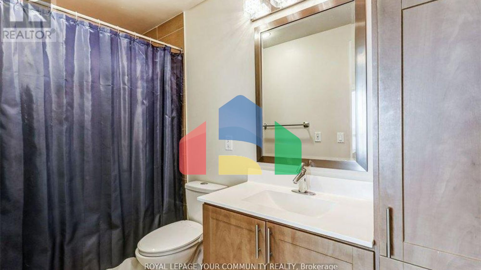 Residential - Condo/Apartment - Toronto, Canada - Canada