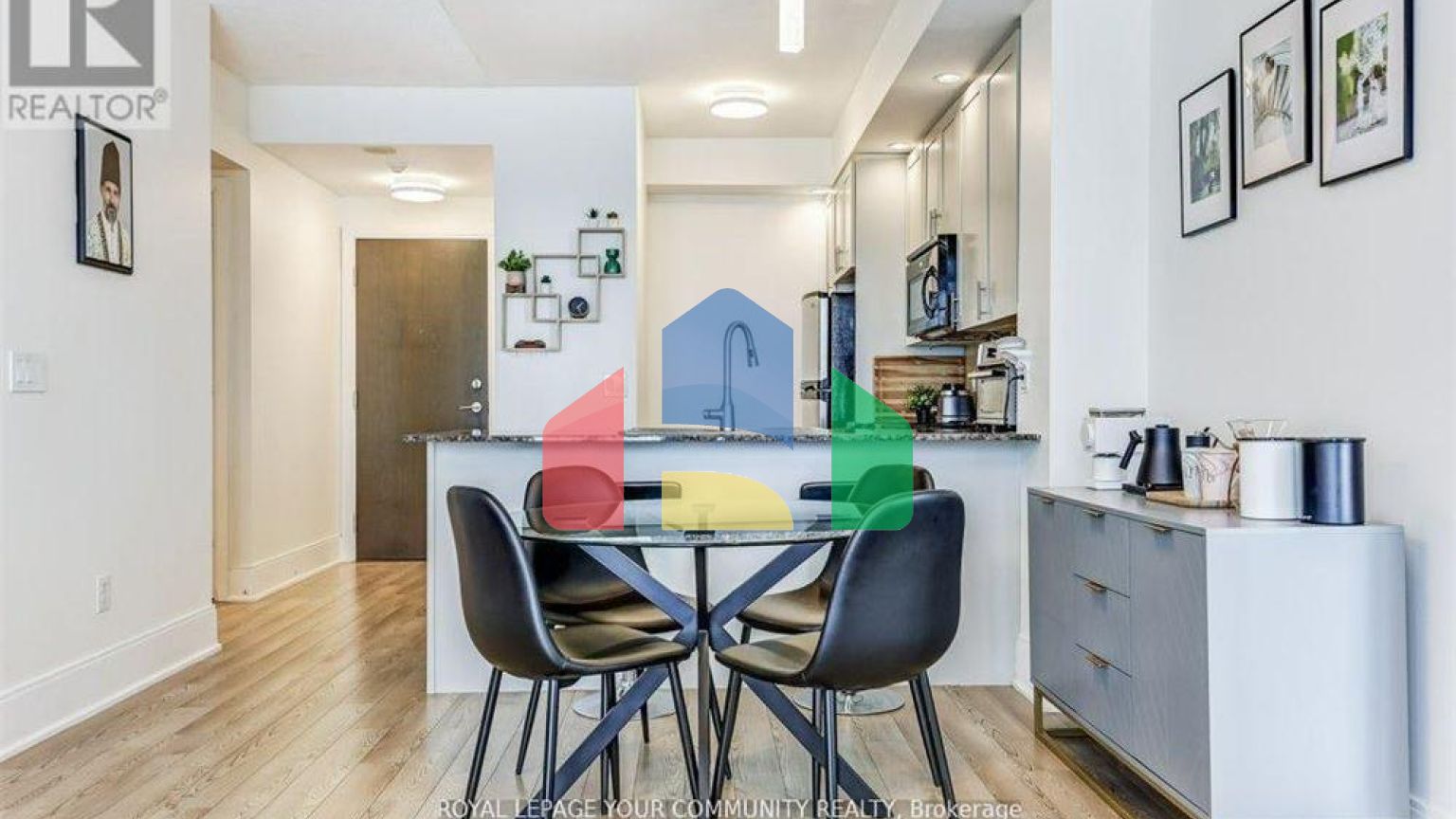 Residential - Condo/Apartment - Toronto, Canada - Canada