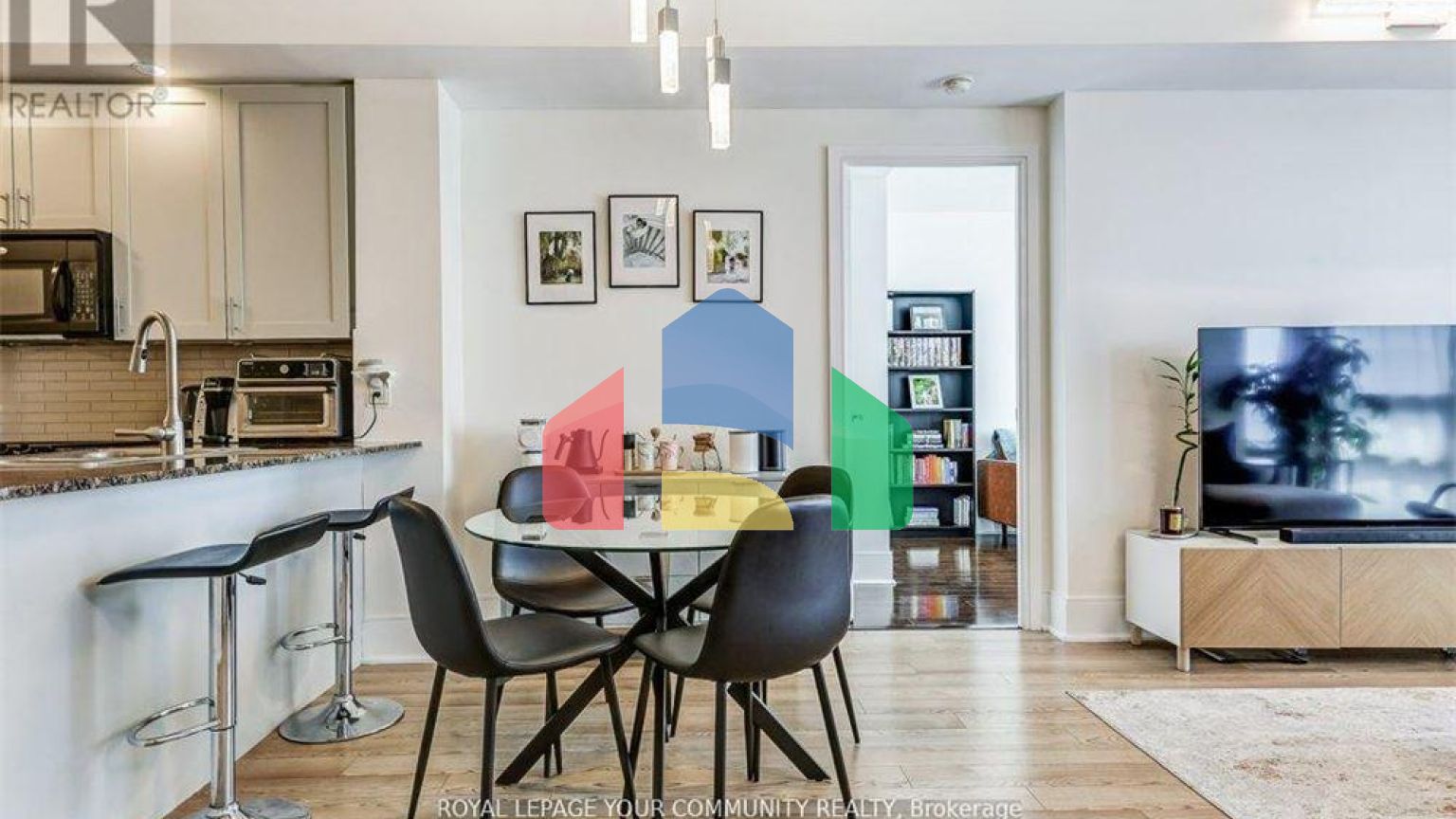 Residential - Condo/Apartment - Toronto, Canada - Canada