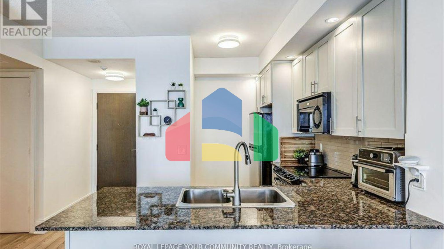 Residential - Condo/Apartment - Toronto, Canada - Canada