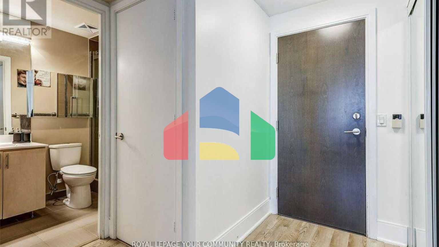 Residential - Condo/Apartment - Toronto, Canada - Canada