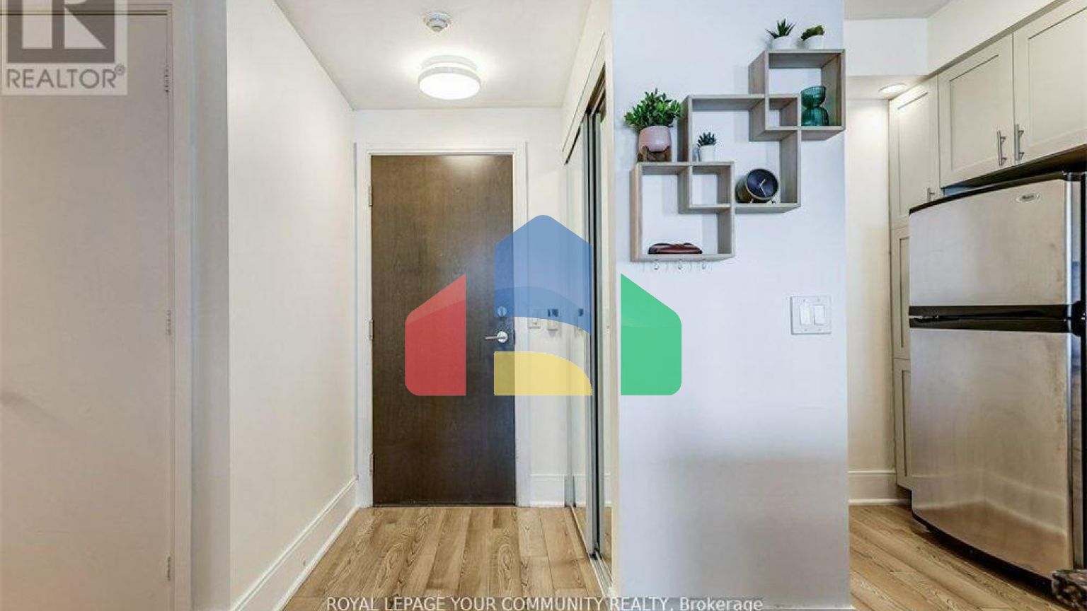 Residential - Condo/Apartment - Toronto, Canada - Canada