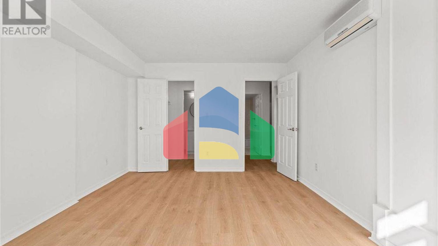 Residential - Condo/Apartment - Toronto, Canada - Canada