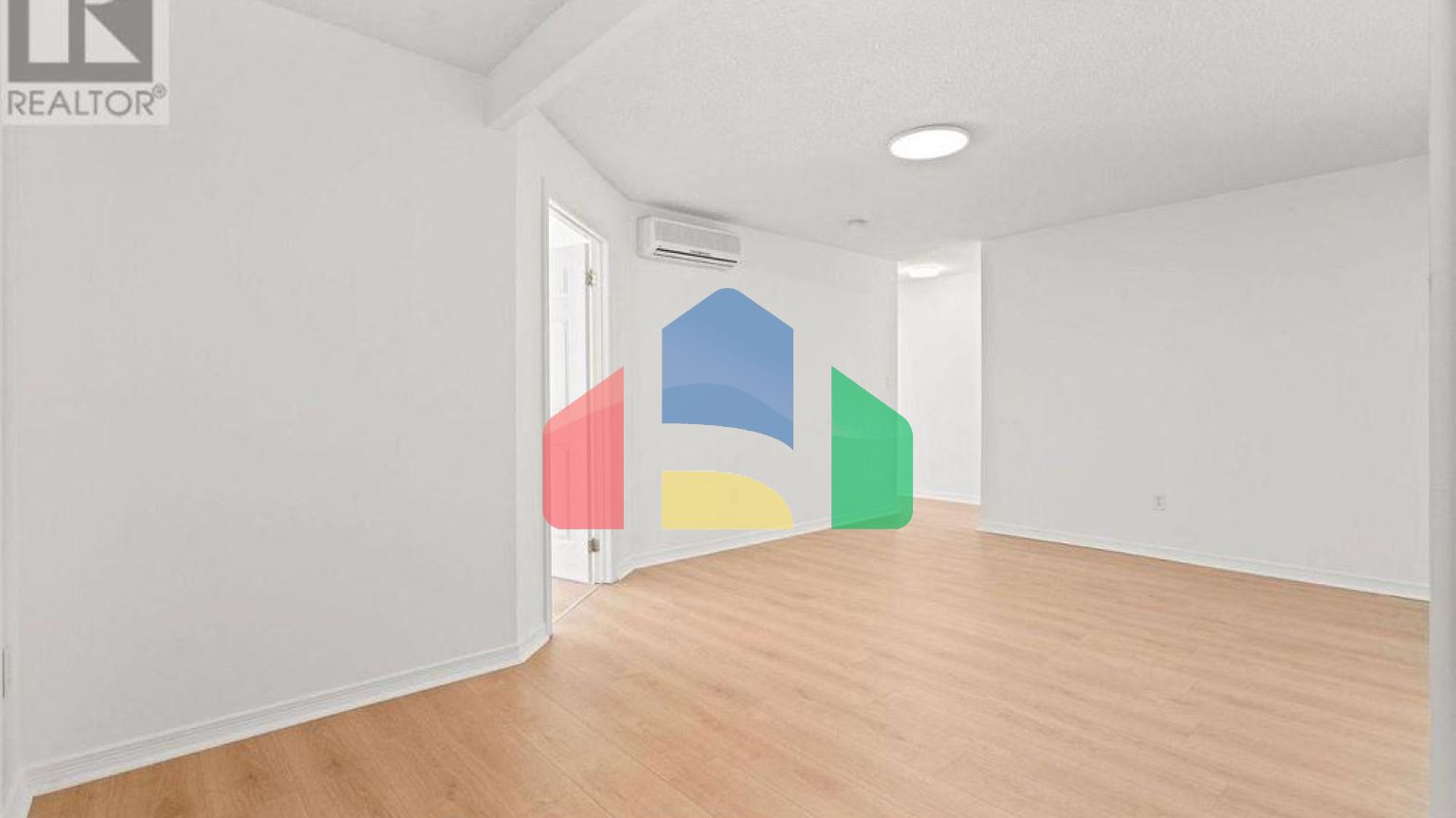 Residential - Condo/Apartment - Toronto, Canada - Canada