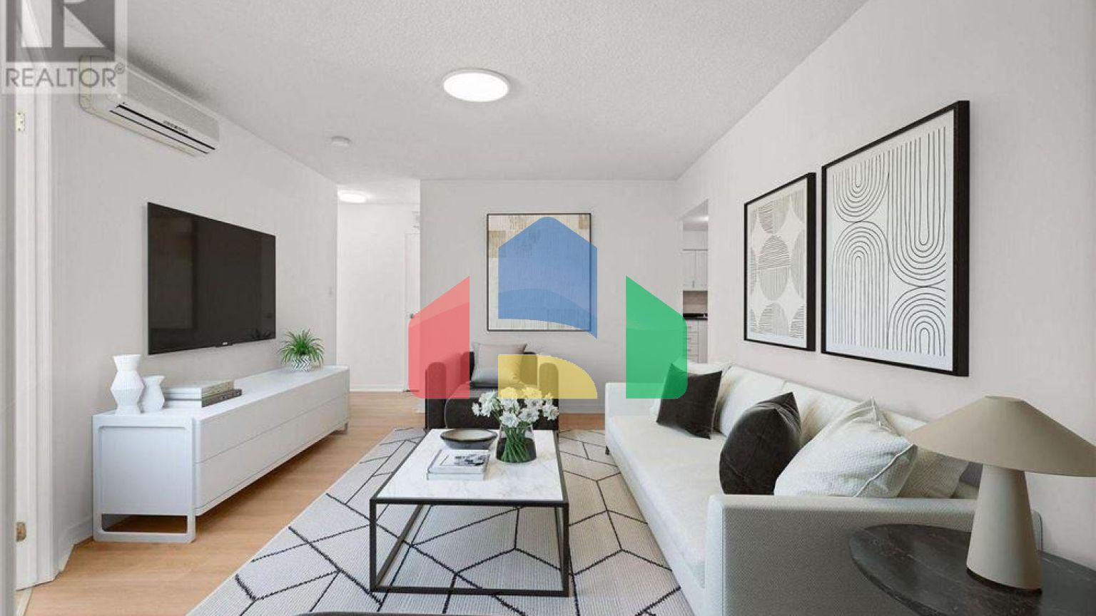 Residential - Condo/Apartment - Toronto, Canada - Canada