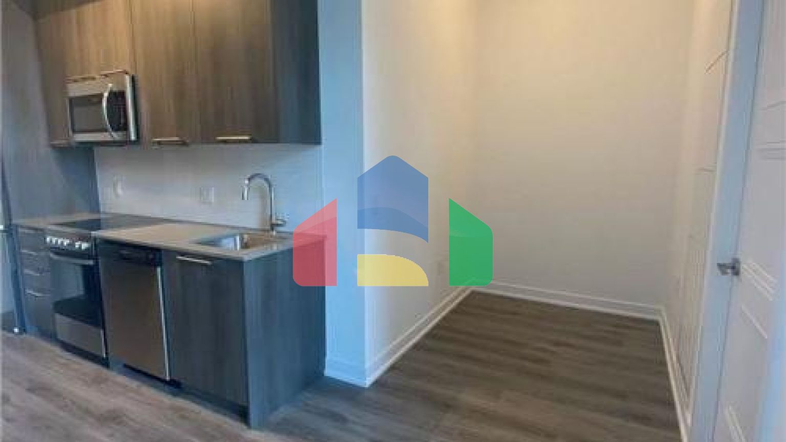 Residential - Condo/Apartment - Toronto, Canada - Canada