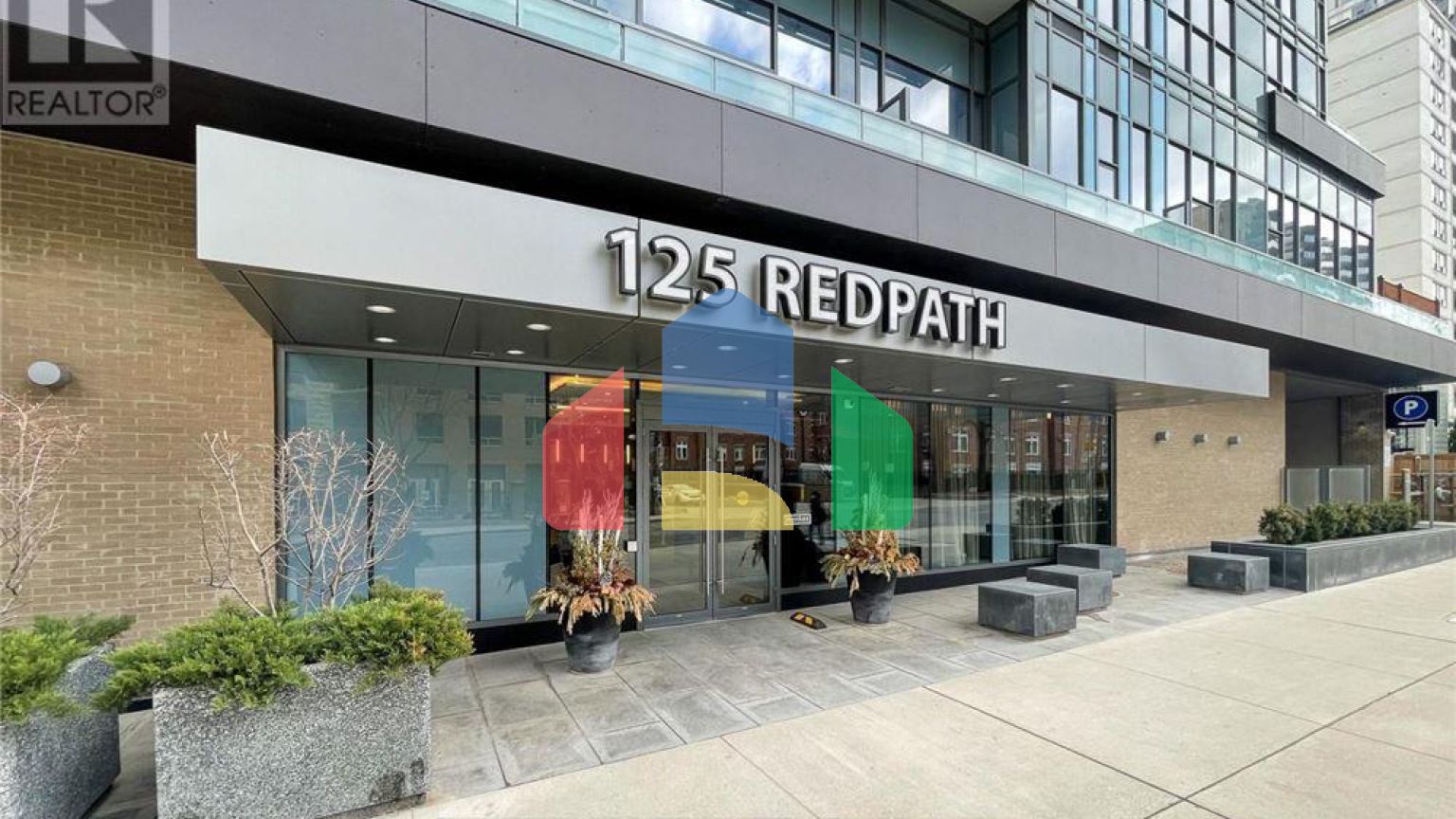 Residential - Single Family Home - Toronto, Canada - Canada