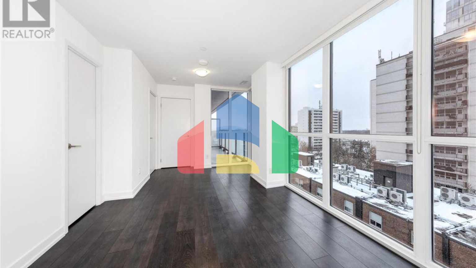 Residential - Single Family Home - Toronto, Canada - Canada