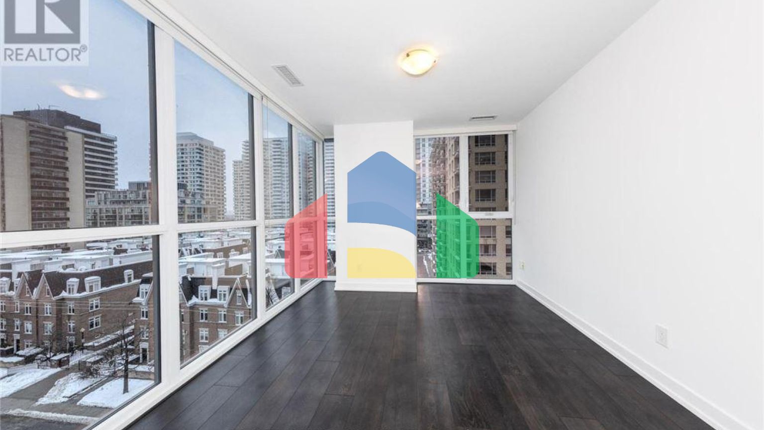 Residential - Single Family Home - Toronto, Canada - Canada