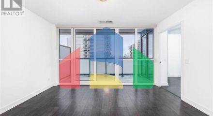 Residential - Single Family Home - Toronto, Canada - Canada