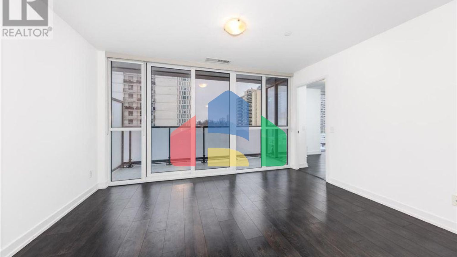 Residential - Single Family Home - Toronto, Canada - Canada