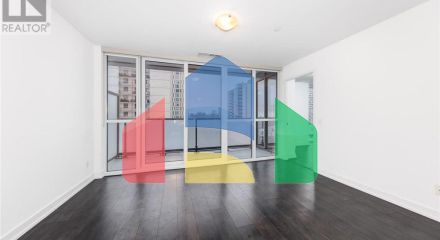 Residential - Single Family Home - Toronto, Canada - Canada