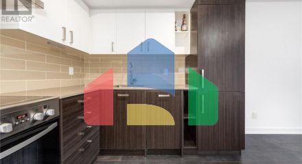 Residential - Single Family Home - Toronto, Canada - Canada