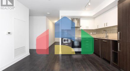 Residential - Single Family Home - Toronto, Canada - Canada