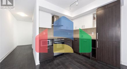 Residential - Single Family Home - Toronto, Canada - Canada