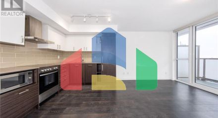 Residential - Single Family Home - Toronto, Canada - Canada