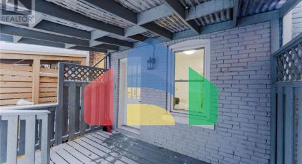 Residential - Single Family Home - Toronto, Canada - Canada