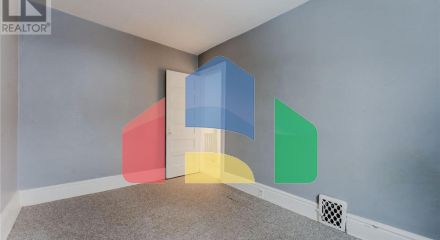 Residential - Single Family Home - Toronto, Canada - Canada