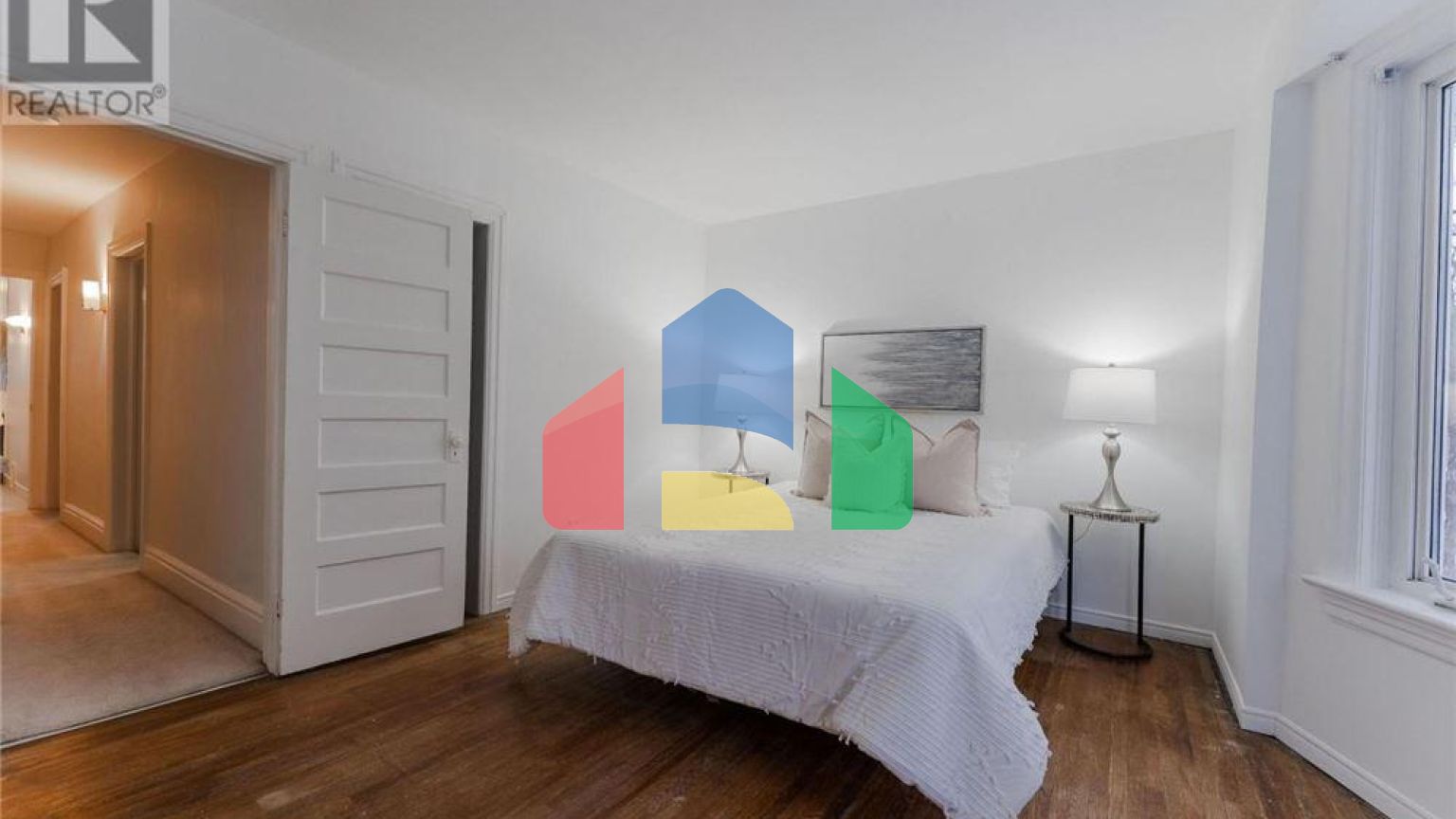 Residential - Single Family Home - Toronto, Canada - Canada