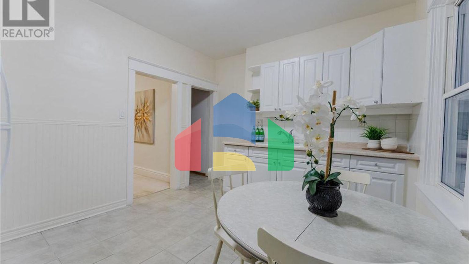 Residential - Single Family Home - Toronto, Canada - Canada