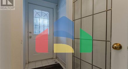 Residential - Single Family Home - Toronto, Canada - Canada