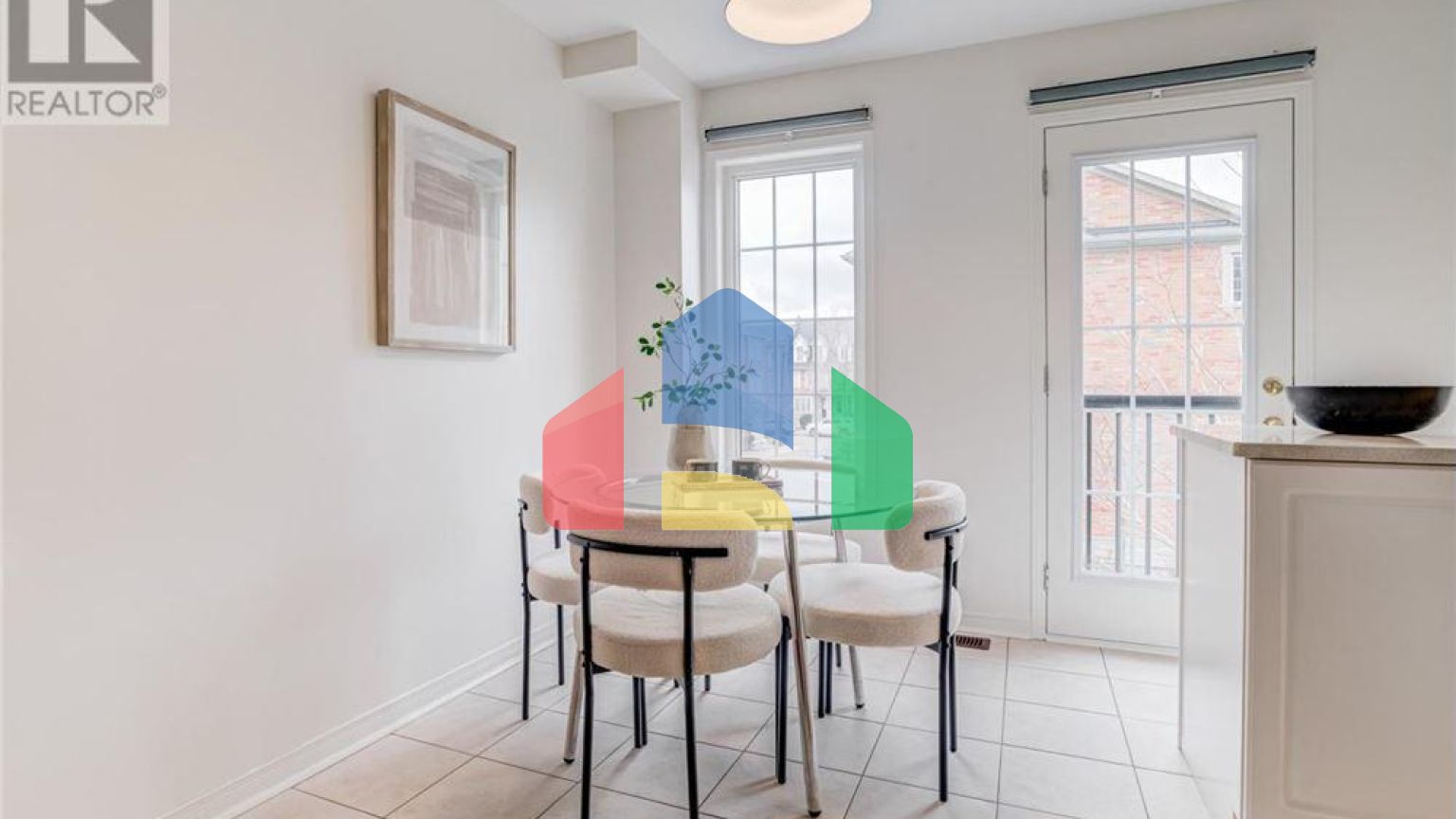 Residential - Single Family Home - Toronto, Canada - Canada