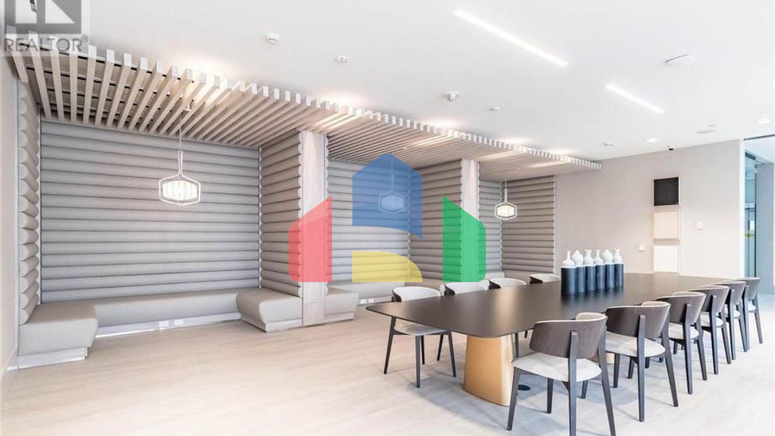 Residential - Condo/Apartment - Toronto, Canada - Canada