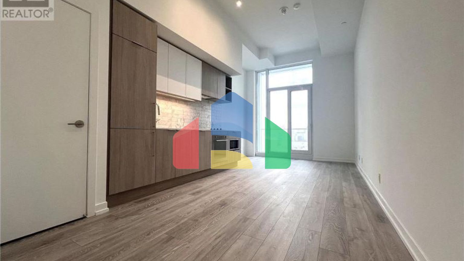 Residential - Condo/Apartment - Toronto, Canada - Canada